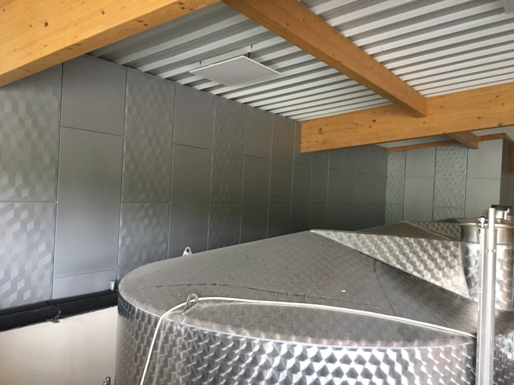 10 Voigny Cuverie Champagne BE AQU LM PIX Ter Int Viticole 2 scaled