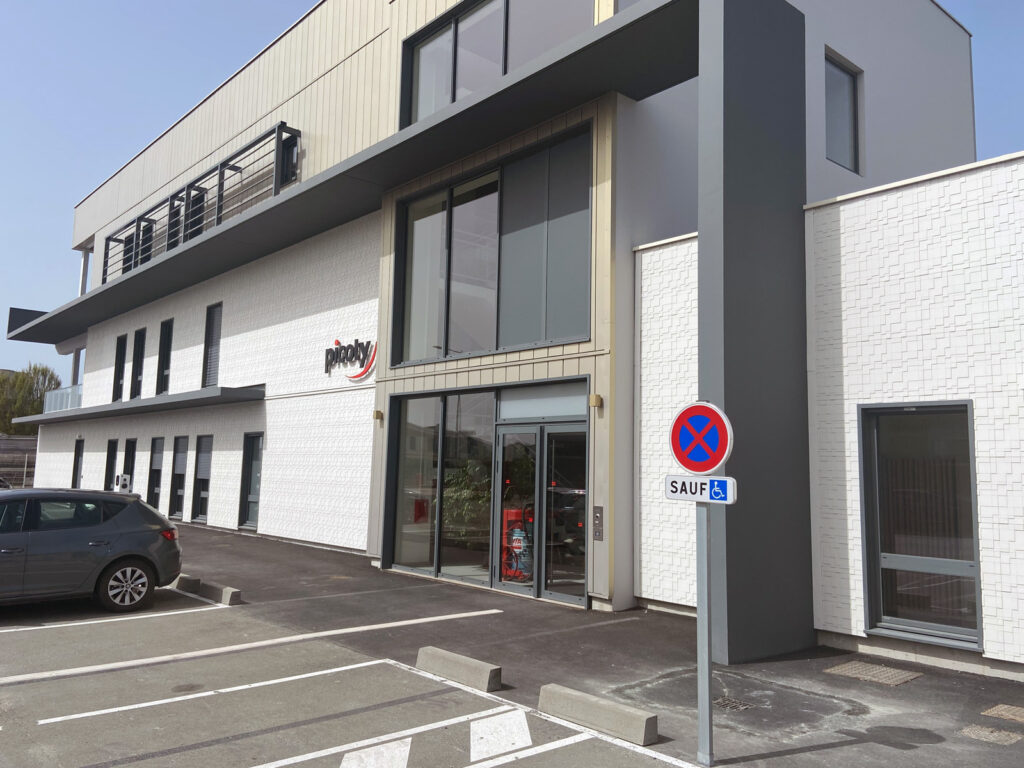 17 La Rochelle Bureaux Picoty ALP GRAF Ter 01
