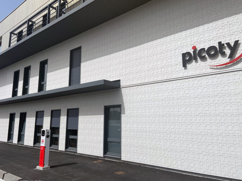 17 La Rochelle Bureaux Picoty ALP GRAF Ter 06