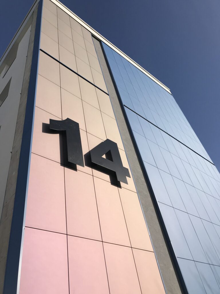 17 La Rochelle Portneuf 11 16 AQU LM DUN Iridescent Res 20 scaled 1