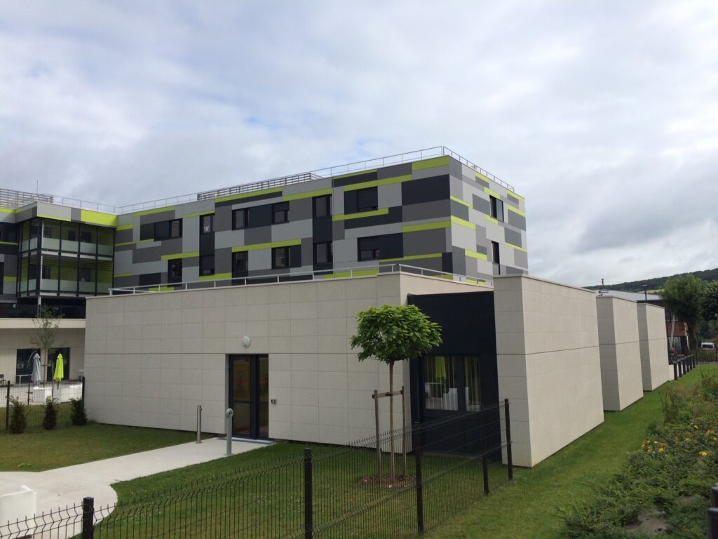 27 clinique VERNON ARD COQ 5