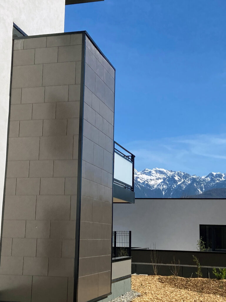 38 Meylan Residence Pierre de Ronsard ALP LM mart 04