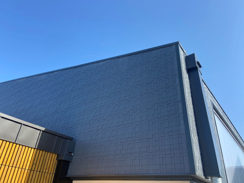 53 Louverne Salle polyvalente ALP GRAF 05