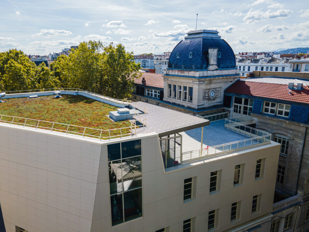 69 Lyon Groupe scolaire Leon Jouhaux ARD LV LM Surtoiture 30 1