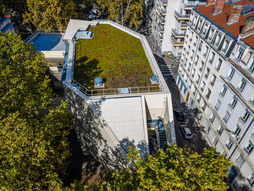 69 Lyon Groupe scolaire Leon Jouhaux ARD LV LM Surtoiture 32 1