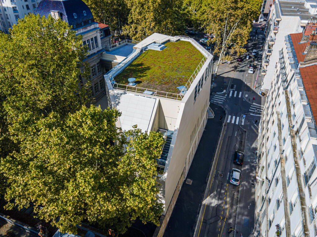 69 Lyon Groupe scolaire Leon Jouhaux ARD LV LM Surtoiture 33 1