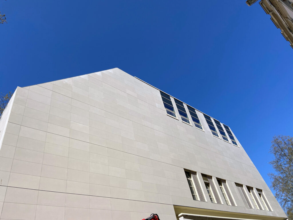 69 Lyon Groupe scolaire Leon Jouhaux ARD LV LM Surtoiture 39 1