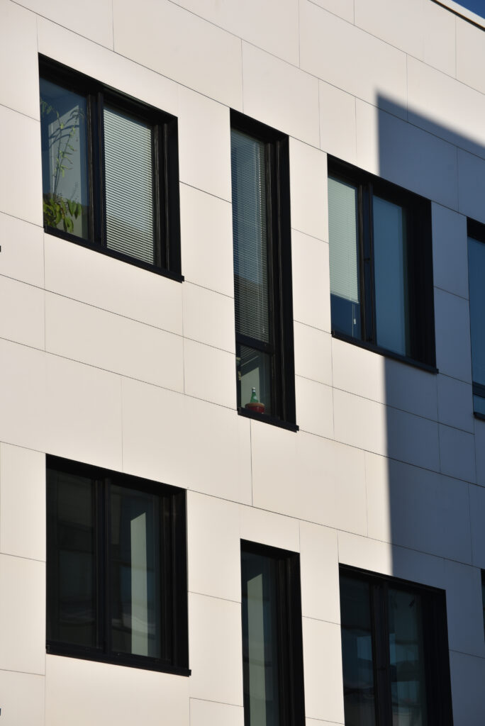 93 Saint Denis Imm Green Corner ACA ART 13 scaled