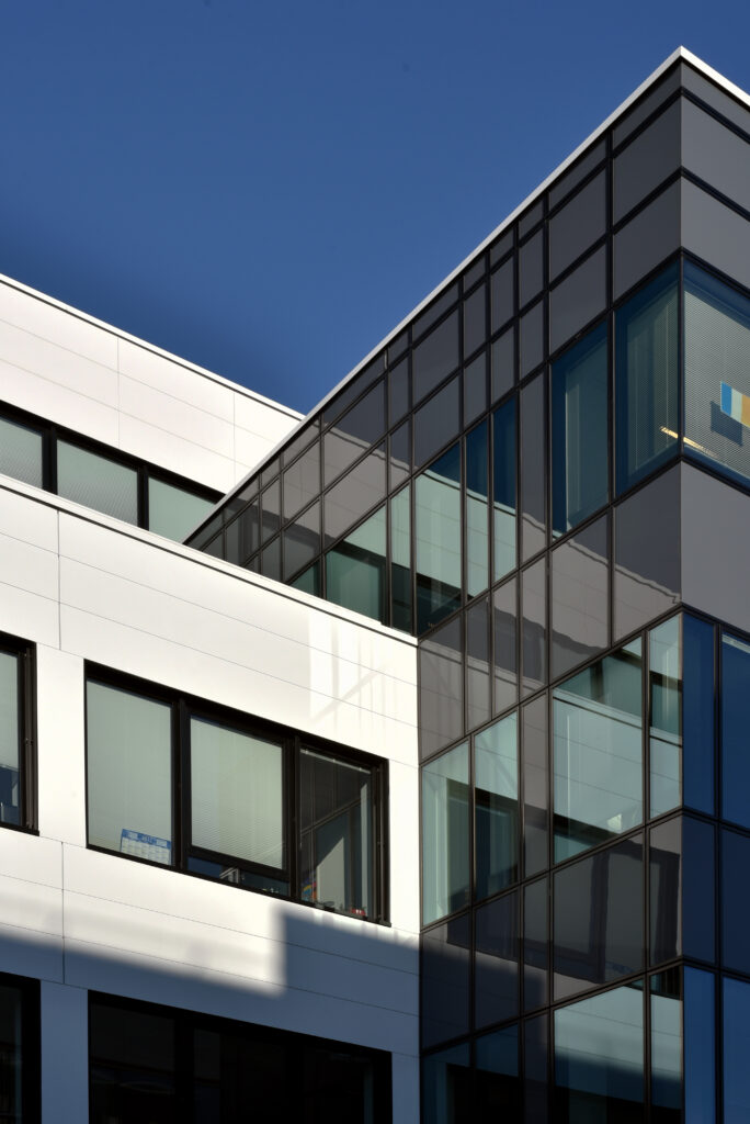 93 Saint Denis Imm Green Corner ACA ART 22 scaled