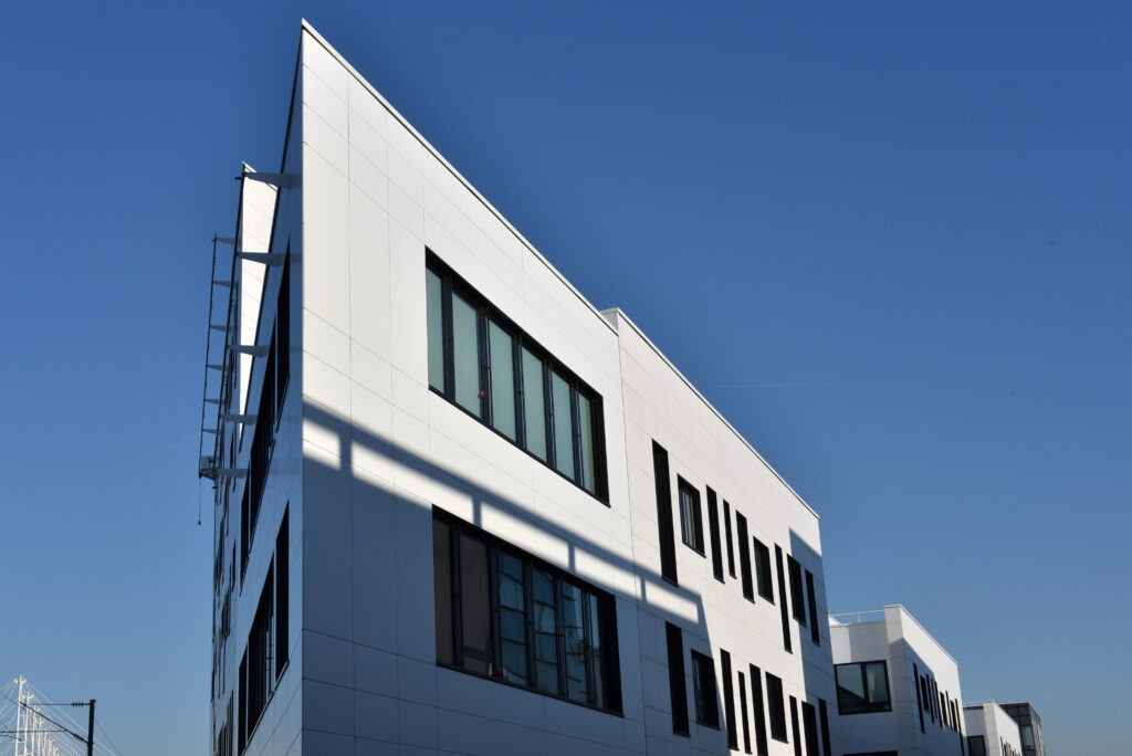 93 Saint Denis Imm Green Corner ACA ART 8 scaled