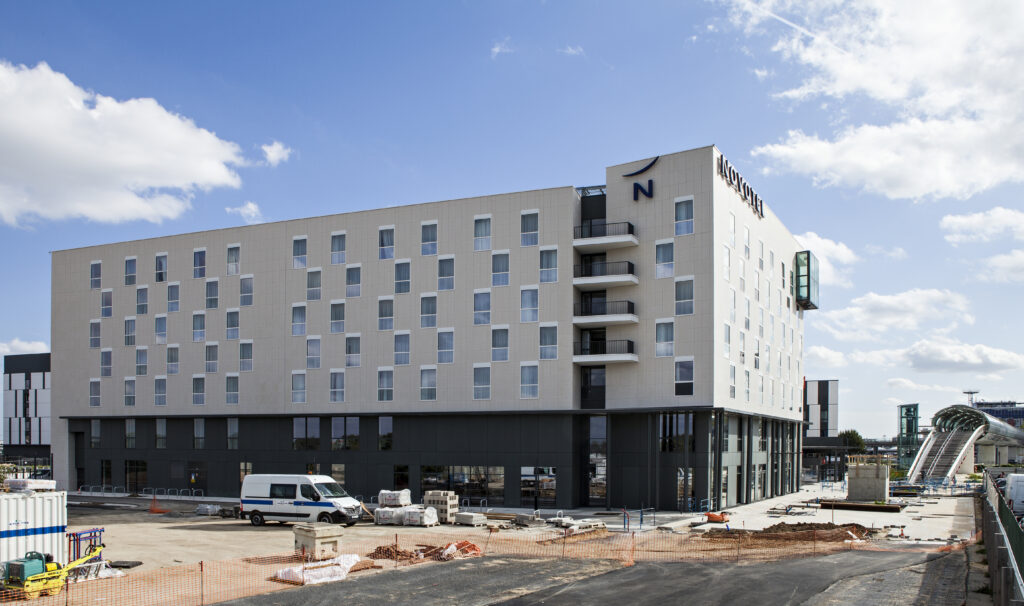 94 Orly Novotel Coeur dOrly ARD TER Hotel 6 scaled