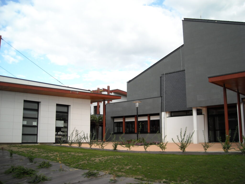 NON RES COLL VAL D OUDON LE LION D ANGERS 9ACANTHA LM ET TAIGA