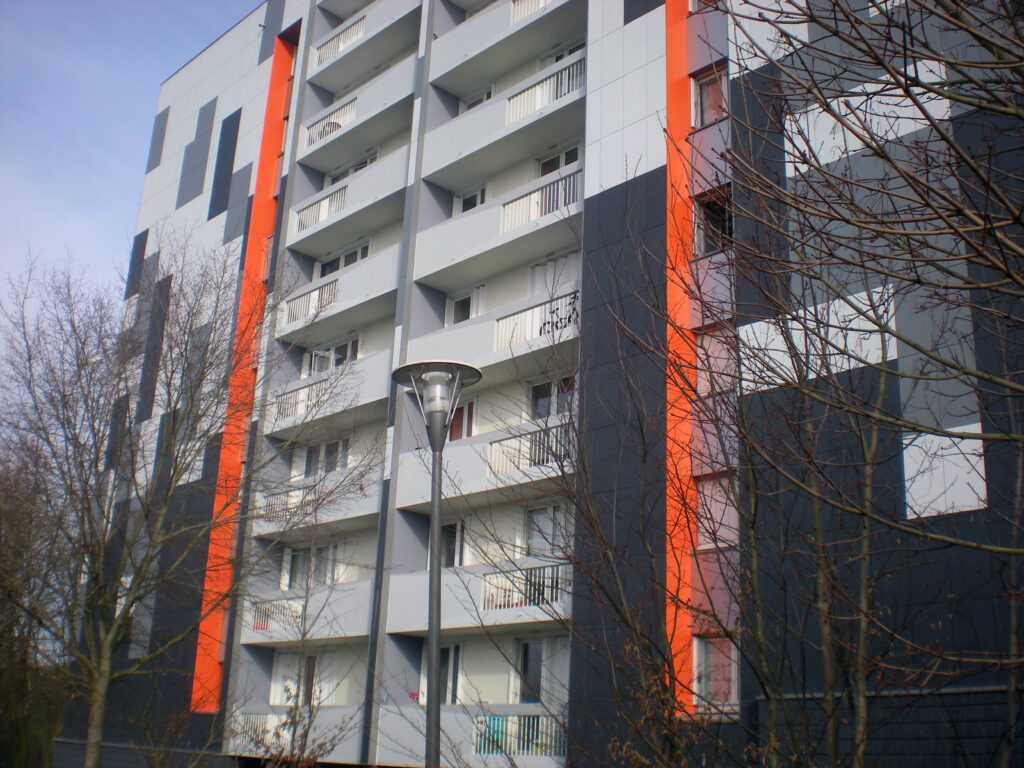 RES RES BRETAGNE 3 CHOLET AQUILA VERTICAL 4 scaled