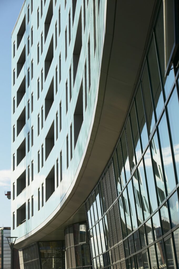 UK Leeds New Gateway ACA COURB LB RHODES 47 scaled