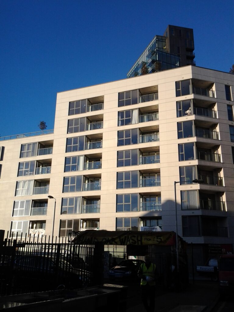 UK London Bethnall Green Road ACA GRA 27