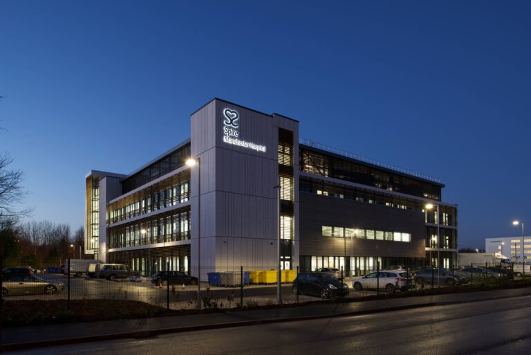 UK SPIRE HOSPITAL MANCHESTER ACA V GR 17 scaled