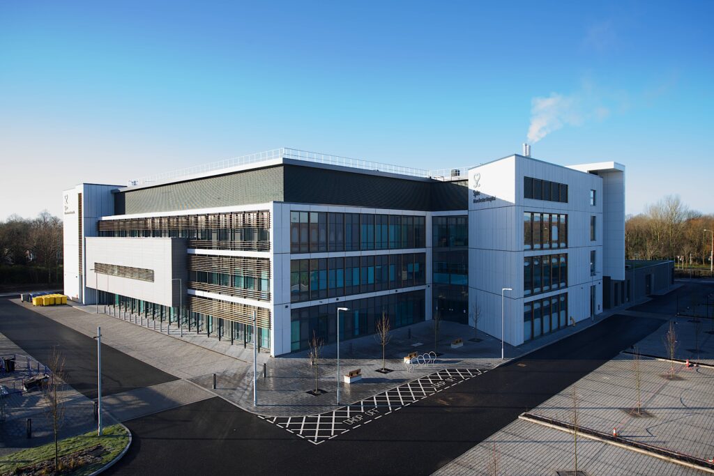 UK SPIRE HOSPITAL MANCHESTER ACA V GR 23 scaled