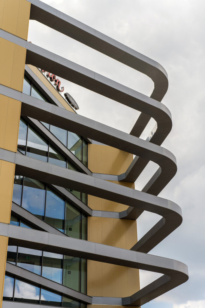 UK Ashford Victoria Point New Hotel ACA ART LV LB Vertical 61