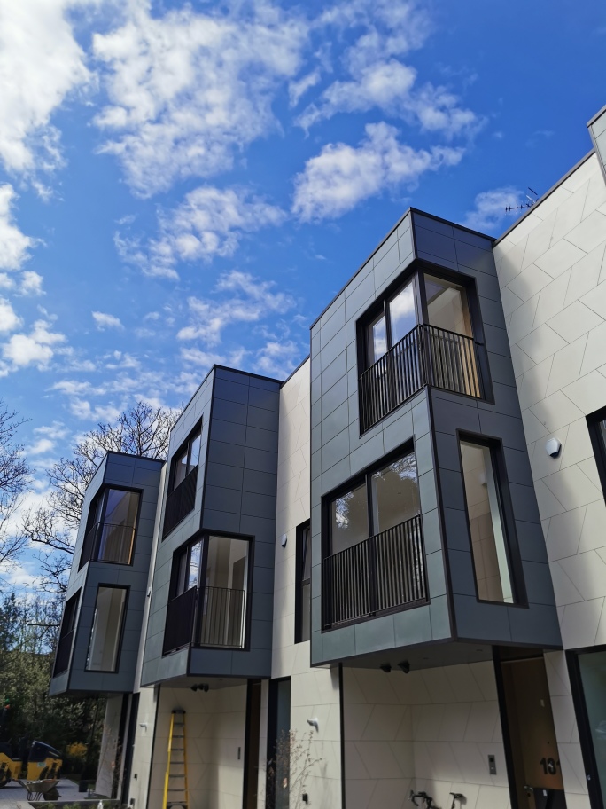 UK West Heath Road ARD AQU residence 02